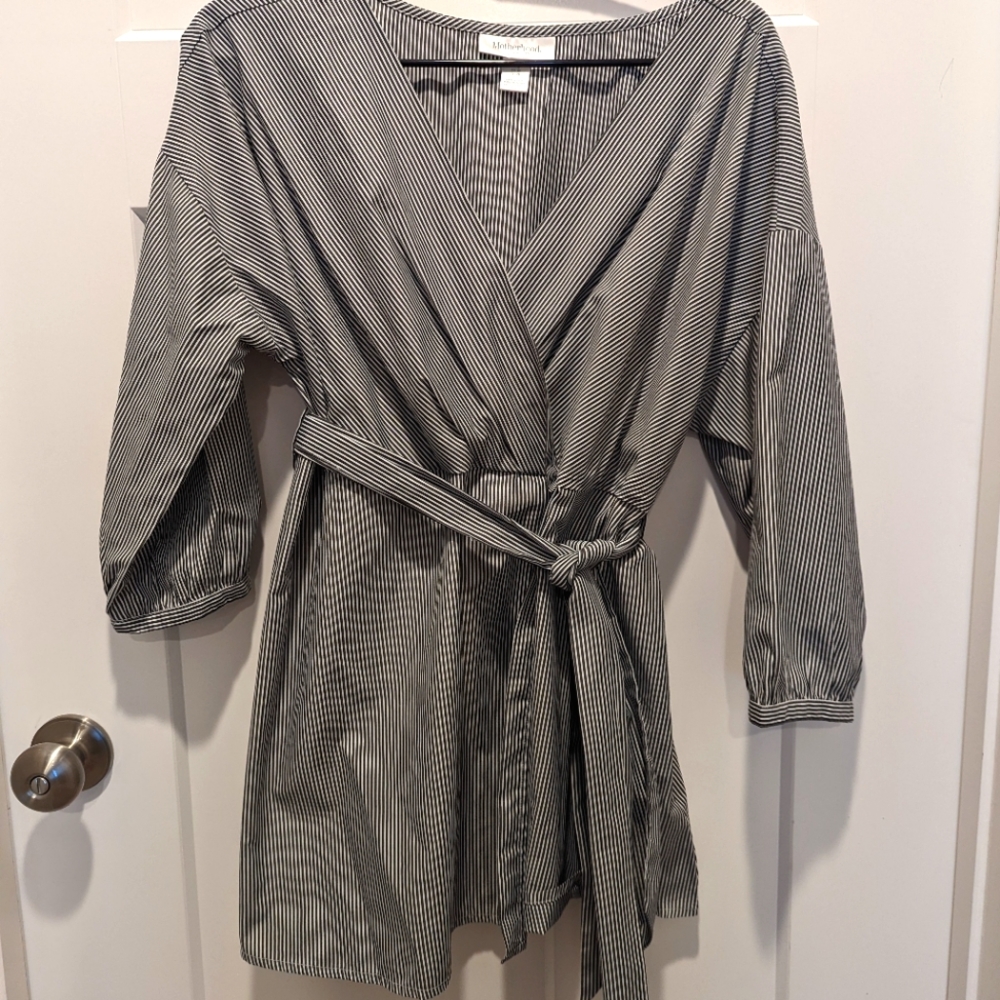Black and white Motherhood Maternity blouse size large